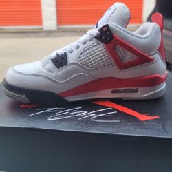 Jordan Retro 4 Red Cement 5y