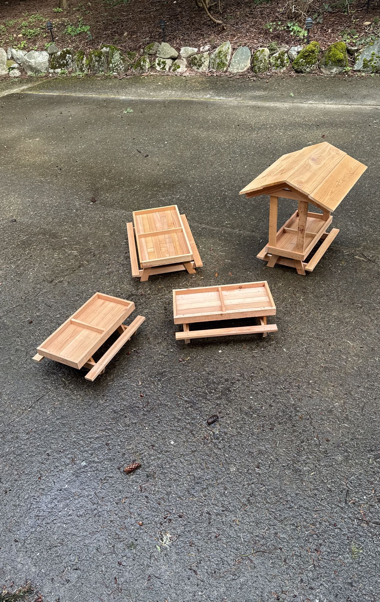 Chick -nic Chicken Feeding ,Squirrels, Birdfeeder Tables