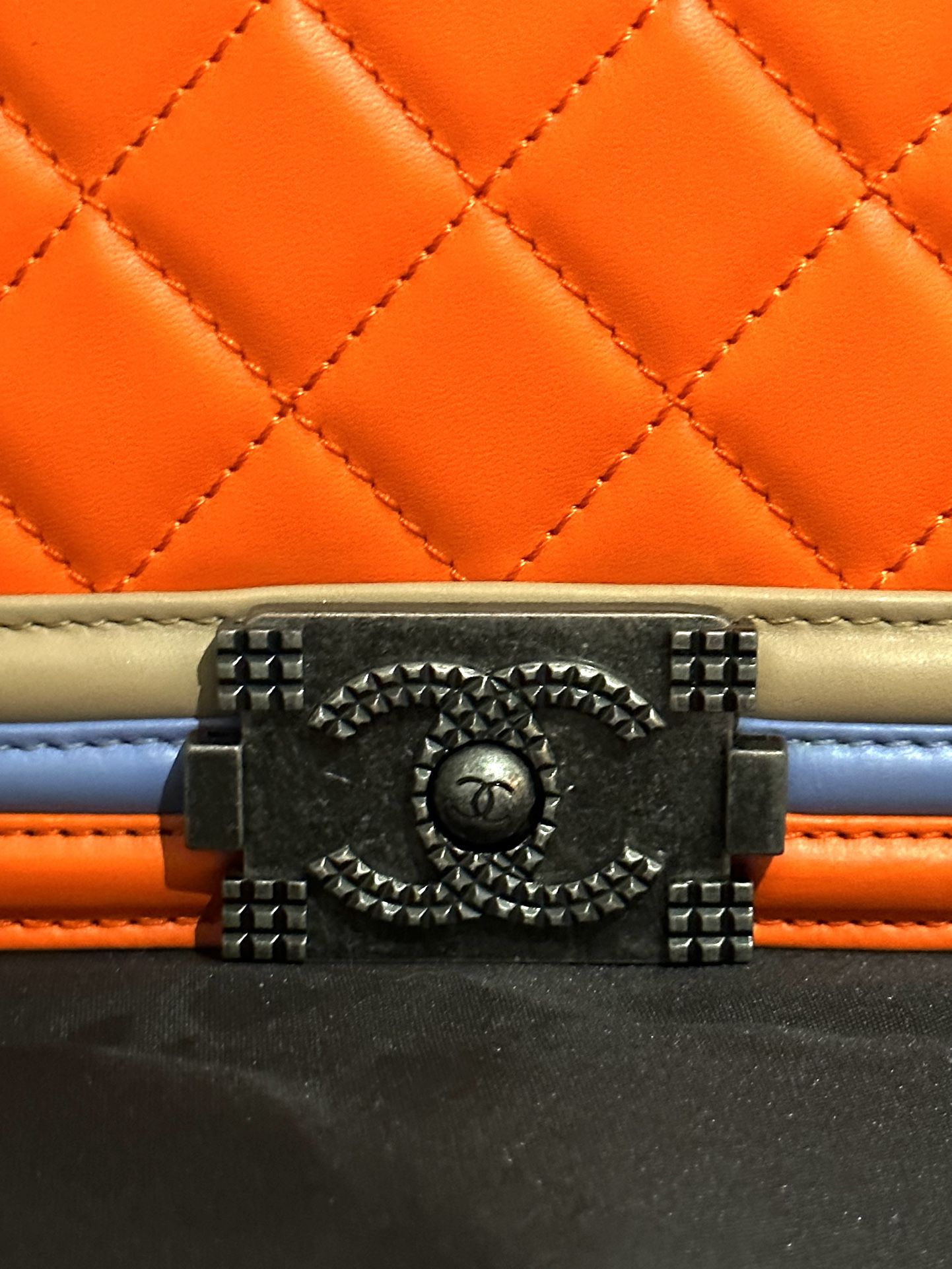 Chanel Double Sided Flap Bag Quilted Patent Medium Black - for Sale in Boca  Raton, FL - OfferUp