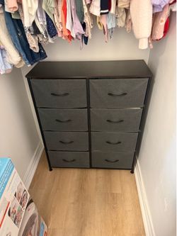 I sell black and gray chest of drawers