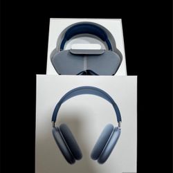 Refurbished AirPods Max (Sky Blue)