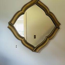 Gold/bronze Entry Mirror