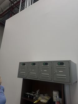 Industrial Metal Lockers – 4 Compartments – Gray