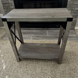 Side/End Table