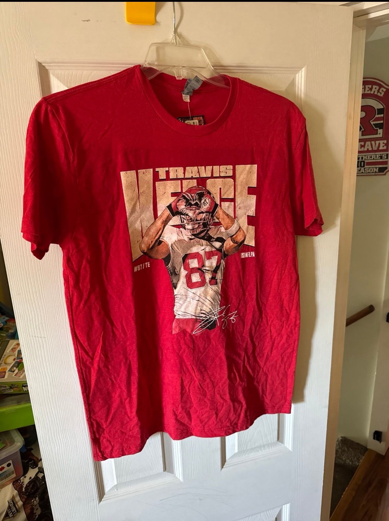 Travis Kelce Tee Men’s Large Kansas City Chiefs Large