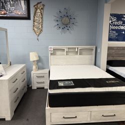 4PC Queen Bedroom Set w/ Side Storages 