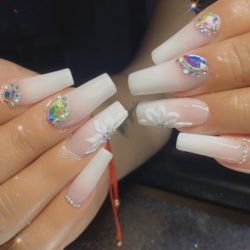 Nails 