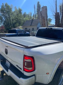 Ram 3500 Tonneau cover