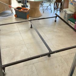 Metal Bed Frame 