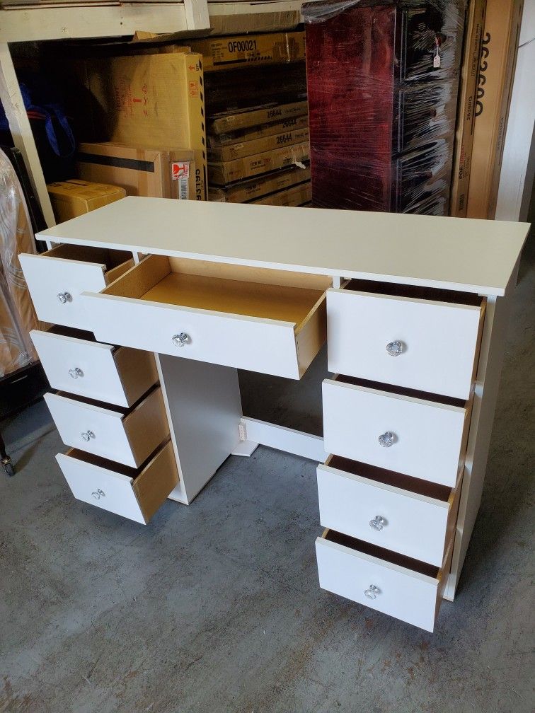 New White Vanity Desk With 9 Drawers 