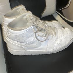 Used Air Jordan 1 Mid “Triple White” U.S Men Size 10.5