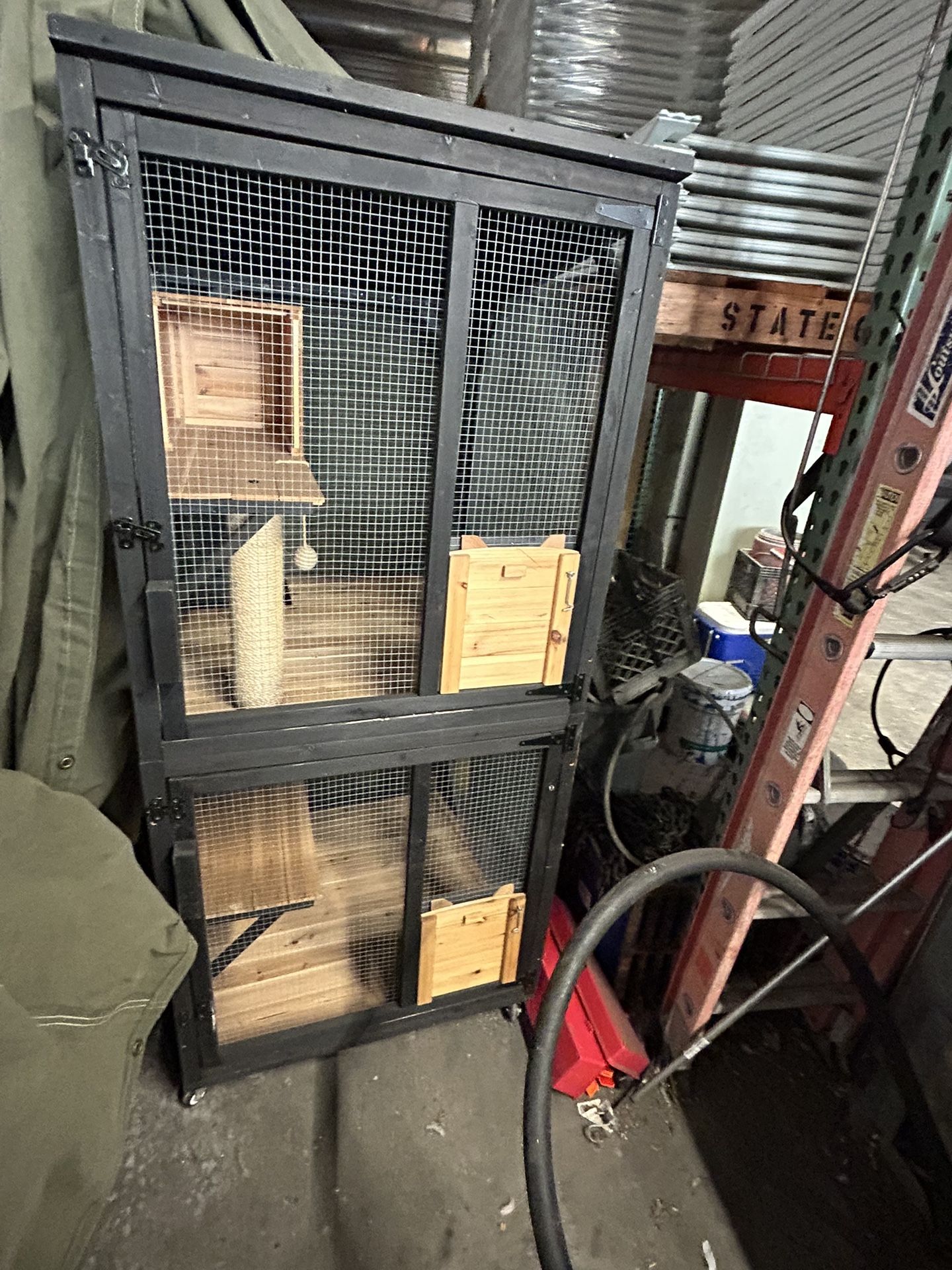 Cat Cage Or Bird Or Chicken Coop