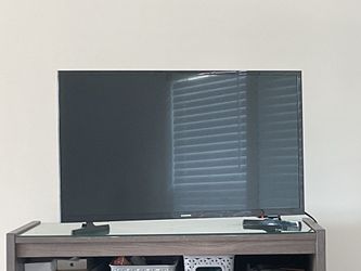 Samsung 32” Smart tv