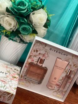 IRRESISTIBLE Givenchy Set for women