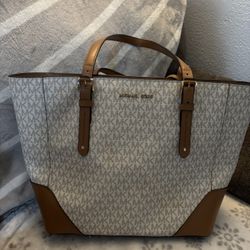 Micheal Kors Tote Bag