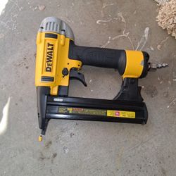 Dewalt staple gun