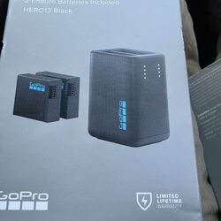 HERO 13 BLACK DUEL BATTERY INCLUDING XHARGER