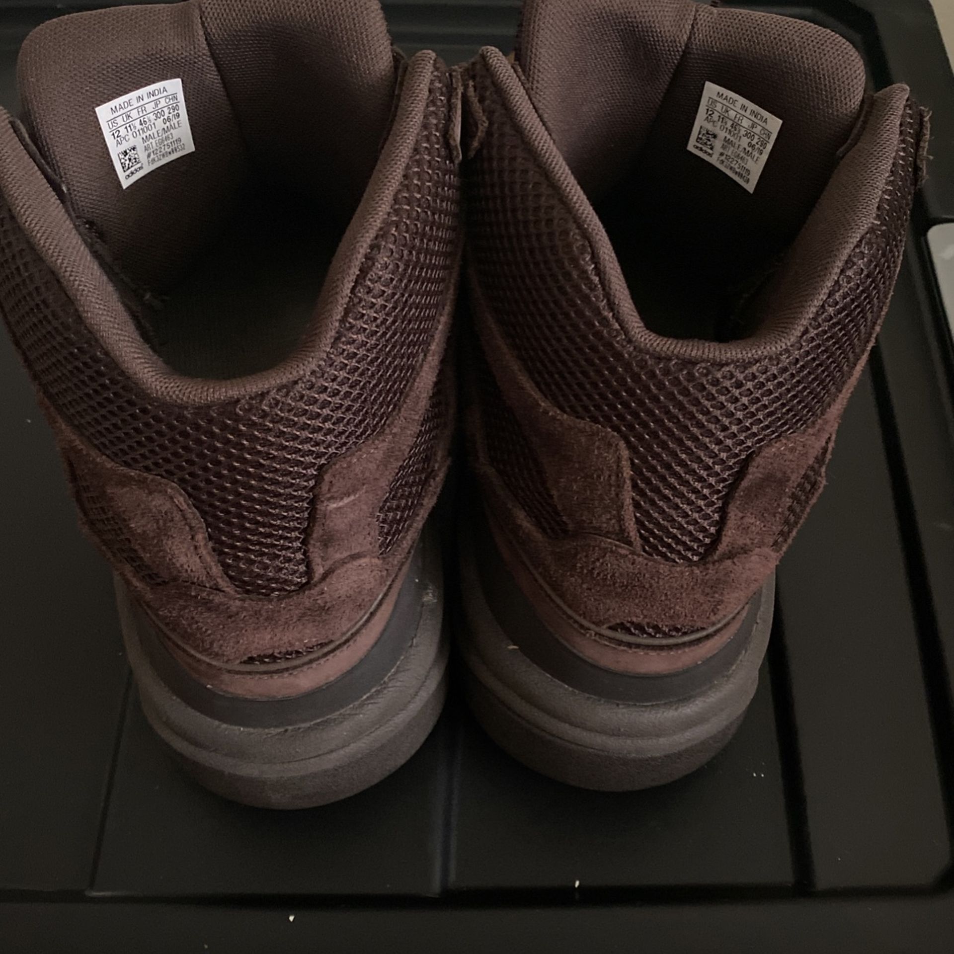 yeezy desert oil