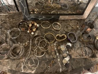 29 new and vintage bracelet LOT