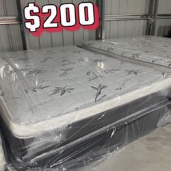 Queen Size Pillow Top Mattress With Box Spring Included 