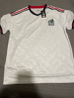 México jersey 3xl runs small