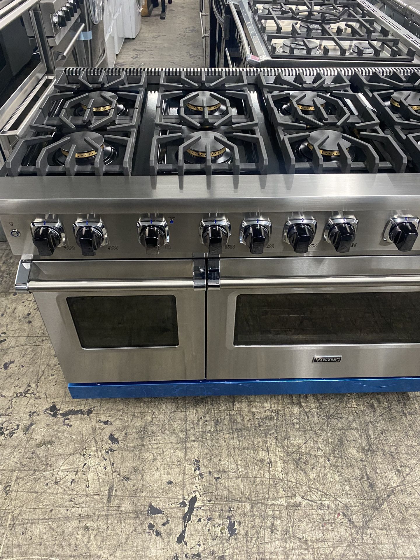 Viking Series Stainless Steel 48in Wide Gas Range