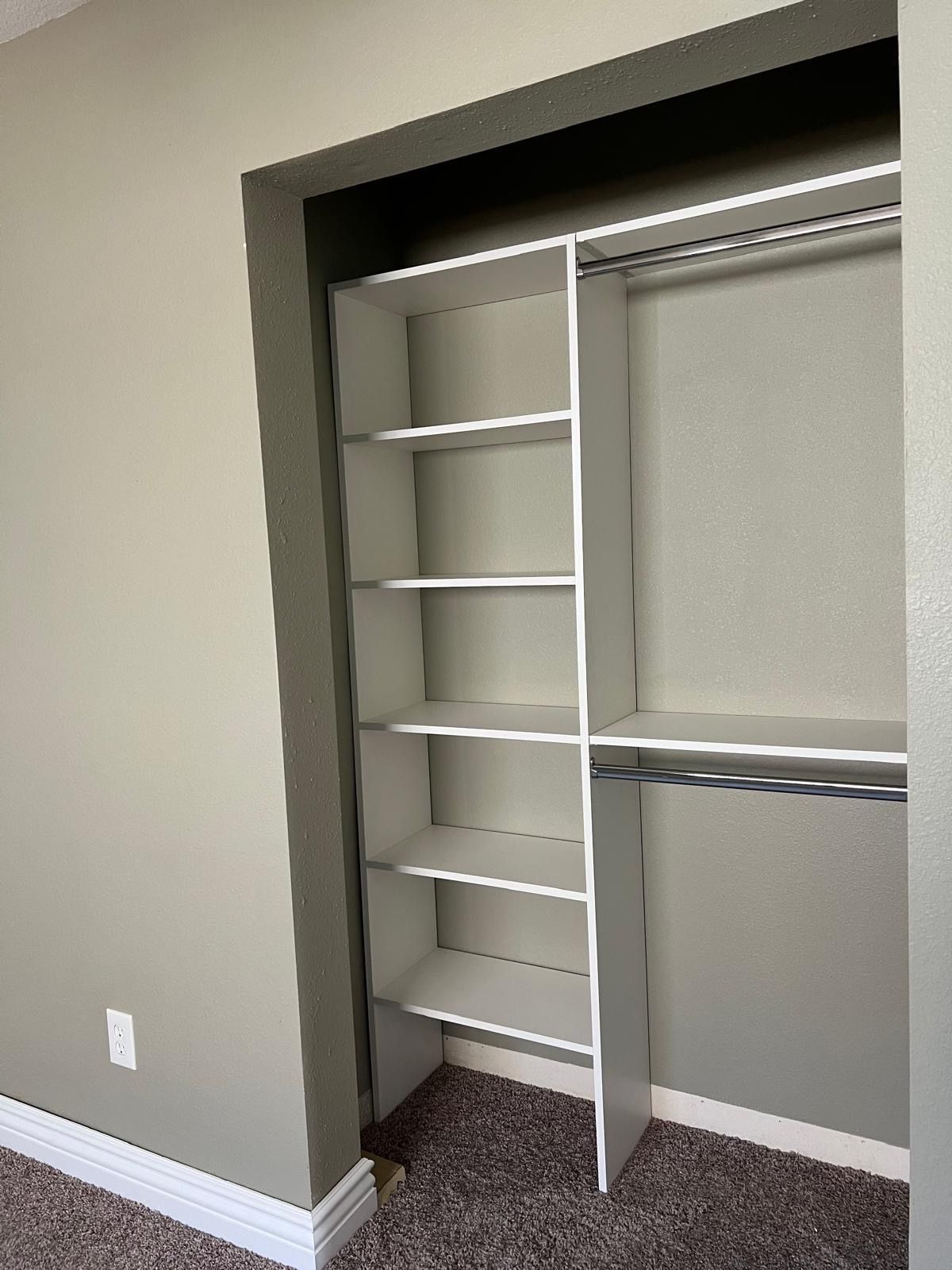 Closet Shelf’s RODS ORGANIZER