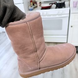 Uggs Size 8
