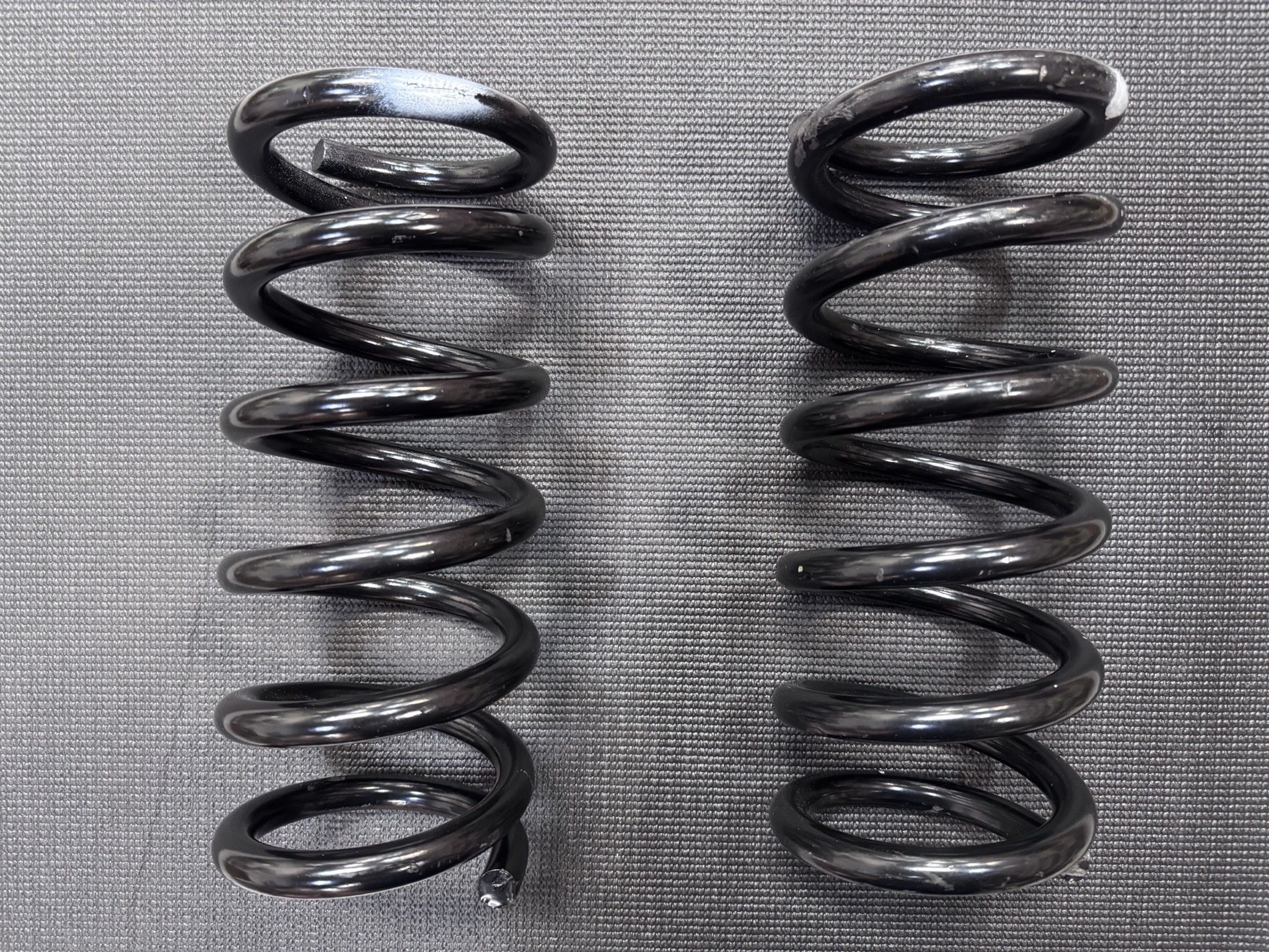G Body Front Lowering Springs 1.5” Drop Springs 78-87 Grand National Monte Carlo Easy Way To Lower 