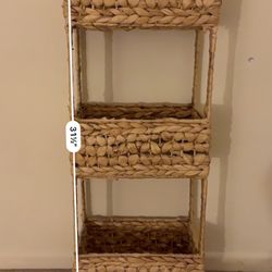 3 tier wicker floor baskets