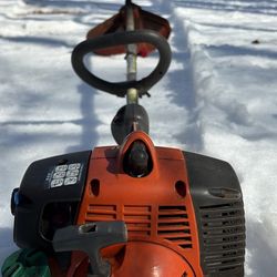 Husqvarna 128LD Weedeater