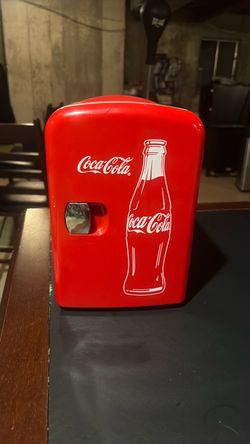 Coca cola mini fridge