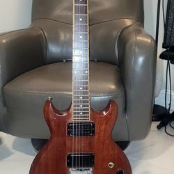 Electric Guitar and amplifier