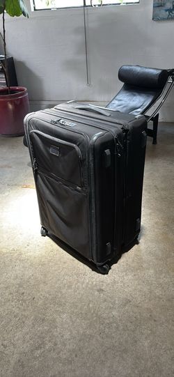 Tumi Alpha 3 Expandable Packing Case