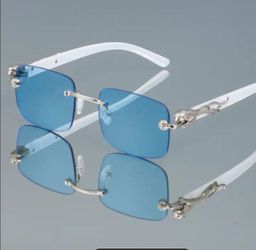 Men's blue sunglasses