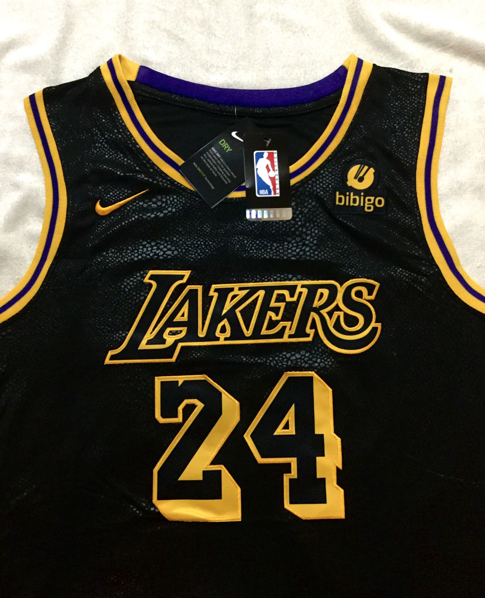 Lakers Jersey Kobe Bryant Brand New Sizes. S / M / L available