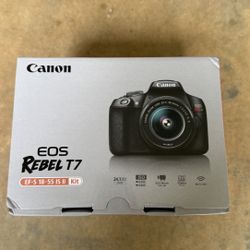 Cannon EOS Rebel T7 EF-18-55 IS II Kit