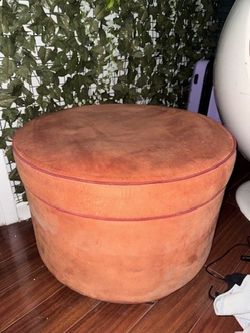 Orange Round Chair/Foot Stool!!!