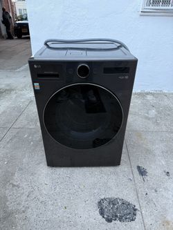 LG TurboWash360 5-cu ft Capacity Ventless All-in-One Washer/Dryer Combo with Steam Cycle