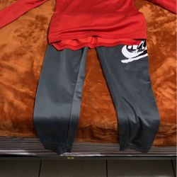Camisa Y Buzo De Niño Marca NIKE, Edad 8 Años 