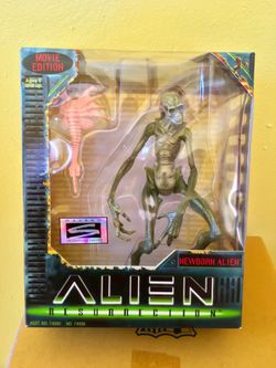 ALIEN RESURRECTION ACTION FIGURE