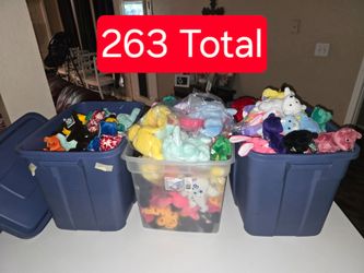263 Sports Beanies sold as a whole lot
