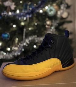 Jordan 12 University Gold