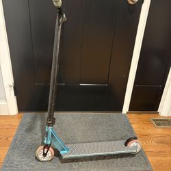 Lucky Brand Pro Scooter
