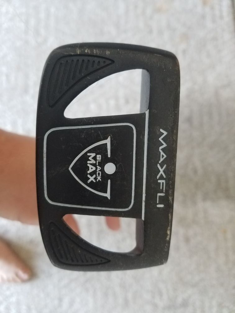 Maxfli Black Max putter and Top Flite balls