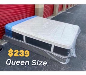 Queen Plush Pillow Top Mattress | 12” Thick