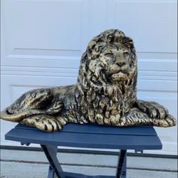 Golden Lion Statue