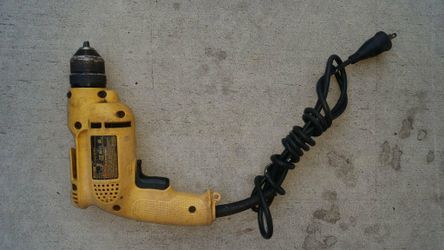 Dewalt D21008 Heavy Duty Drill