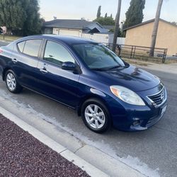 Nissan Versa 2012