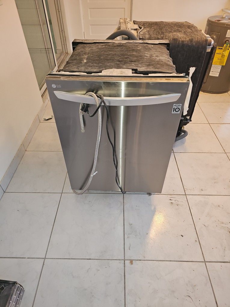 24" Dishwasher